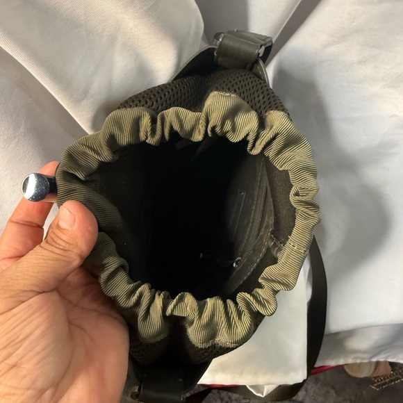 Lululemon Olive Green Crossbody bucket Bag - Picture 9 of 10